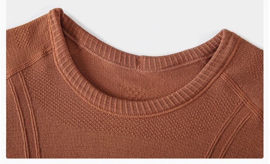 Chestnut Brown LS Seamless Performance Baselayer