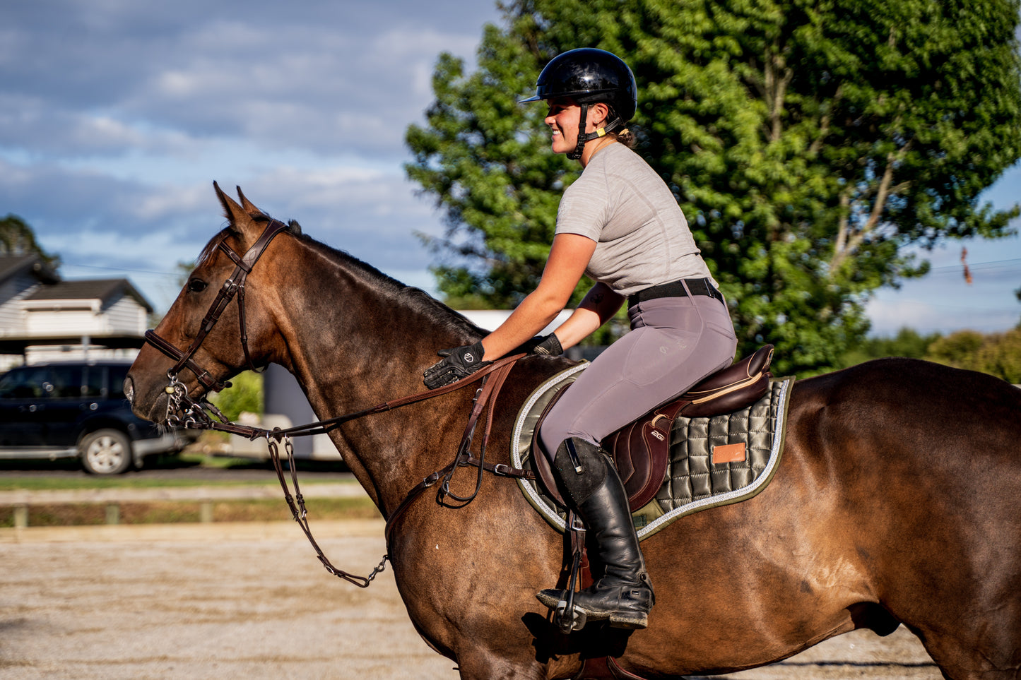 Sage Deluxe Crystal Satin Saddle Pad