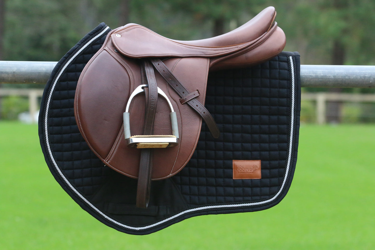 Black Classic Bamboo Saddle Pad