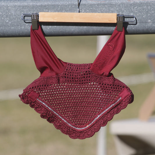 Burgundy Bonnet